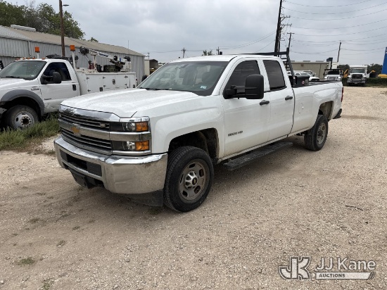 (San Antonio, TX) 2015 Chevrolet SILVERADO 2500 HD Extended-Cab Pickup Truck Runs & Moves) (Body Dam