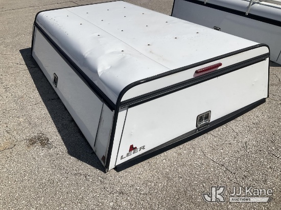 (Kansas City, MO) Leer Utility Camper Shell (101 in. x 71 in.) (Has Damage Has Damage, No Key