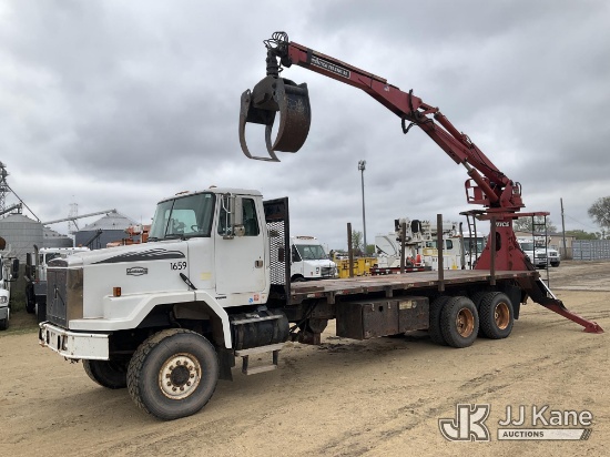 (South Beloit, IL) Prentice TS-33, Grappleboom/Log Loader Crane rear mounted on 2000 Volvo ACL T/A F