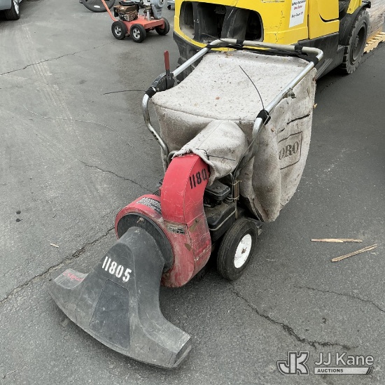 (Jurupa Valley, CA) Toro Leaf Vacuum (Used ) NOTE: This unit is being sold AS IS/WHERE IS via Timed 