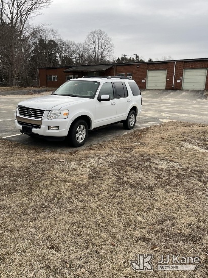 (Yarmouth, ME) 2010 Ford Explorer 4WD 4-Door Sport Utility Vehicle Per Seller: Vehicle runs and driv