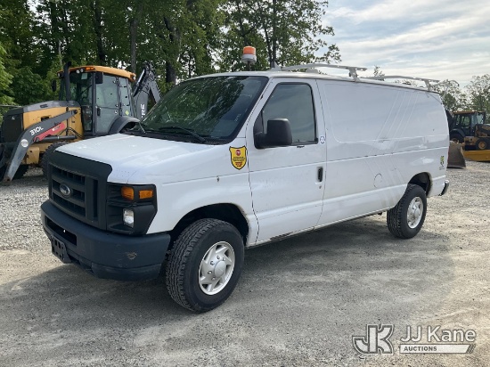 (Shrewsbury, MA) 2014 Ford E350 Cargo Van Runs & Moves) (Body & Rust Damage, Floor Rusted Through On