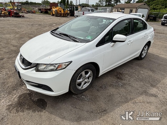 (Plymouth Meeting, PA) 2015 Honda Civic 4-Door Sedan CNG Only) (Runs & Moves, Body Damage