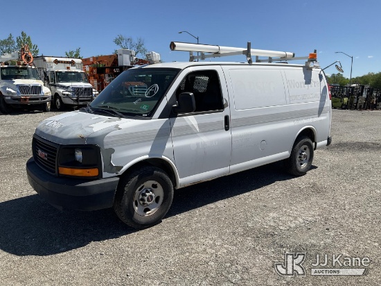 (Plymouth Meeting, PA) 2011 GMC Savana G3500 Cargo Van Runs & Moves, Body & Rust Damage