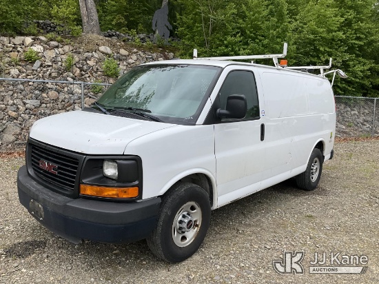 (Shrewsbury, MA) 2014 GMC Savana G2500 Cargo Van Runs & Moves) (Rust Damage