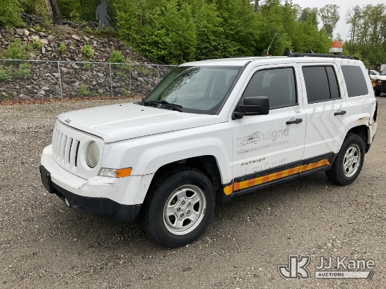 (Shrewsbury, MA) 2014 Jeep Patriot 4x4 4-Door Sport Utility Vehicle Runs & Moves) (Body Damage
