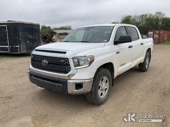 (Charlotte, MI) 2020 Toyota Tundra 4x4 Crew-Cab Pickup Truck Runs & Moves) (Body Damage, Cracked Win