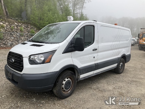 (Shrewsbury, MA) 2015 Ford Transit-250 Cargo Van Runs & Moves) (Rust Damage