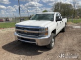 (Louisville, OH) 2015 Chevrolet Silverado 2500HD 4x4 Double-Cab Pickup Truck Runs & Moves) (Tire Pre