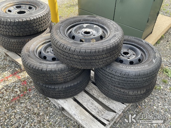 (Shrewsbury, MA) (5) Hankook 235/65R16C Tires on 5 Lug Steel Rims (Used) NOTE: This unit is being so