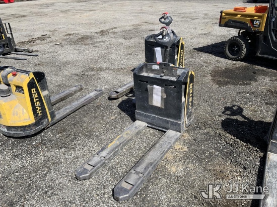 (Ashland, OH) Hyster W45Z-HD Walk-Behind Pallet Truck Moves) (No Charger