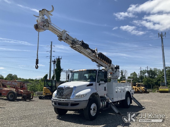 (Plymouth Meeting, PA) Altec DM47BTR, Digger Derrick rear mounted on 2015 International 4300 Utility