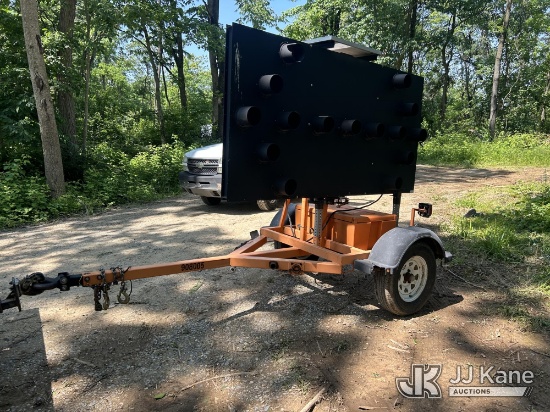 (Hagerstown, MD) Arrow Board No Title) (Condition Unknown, Body Damage, No Vin Tag
