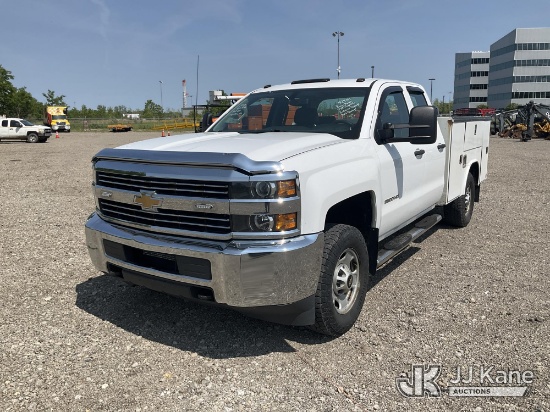 (Louisville, OH) 2018 Chevrolet Silverado 2500HD 4x4 Extended-Cab Service Truck Runs & Moves, TPMS L