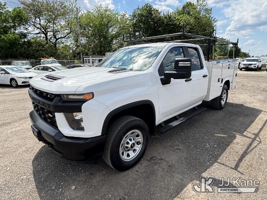 (Plymouth Meeting, PA) 2020 Chevrolet Silverado 3500HD 4x4 Extended-Cab Service Truck Runs & Moves, 
