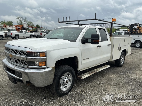 (Plymouth Meeting, PA) 2019 Chevrolet Silverado 2500HD 4x4 Extended-Cab Service Truck Danella Unit) 