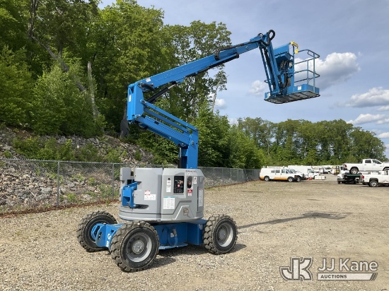 (Shrewsbury, MA) 2017 Genie Z34/22 4x4 Articulating & Telescopic Manlift Runs, Moves, & Operates