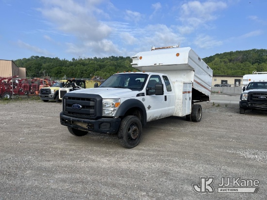 (Smock, PA) 2015 Ford F550 4x4 Chipper Dump Truck Runs, Moves & Operates, Check Engine Light On, Jum
