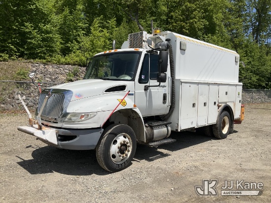 (Shrewsbury, MA) 2014 International 4300 Air Compressor/Enclosed Utility Truck Runs & Moves) (Compre