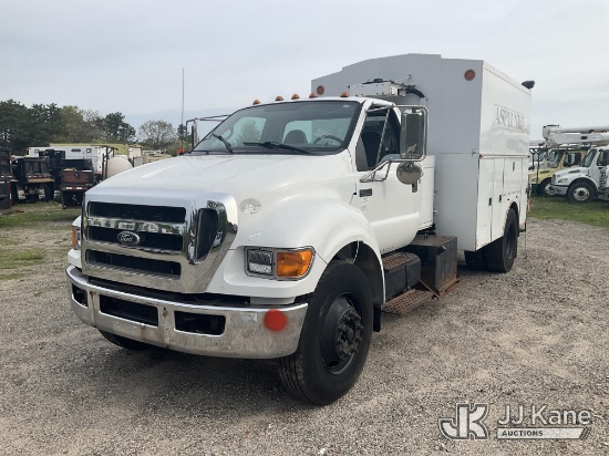 (Bellport, NY) 2010 Ford F750 Air Compressor/Enclosed Utility Truck Seller States Bad Engine, Jump T