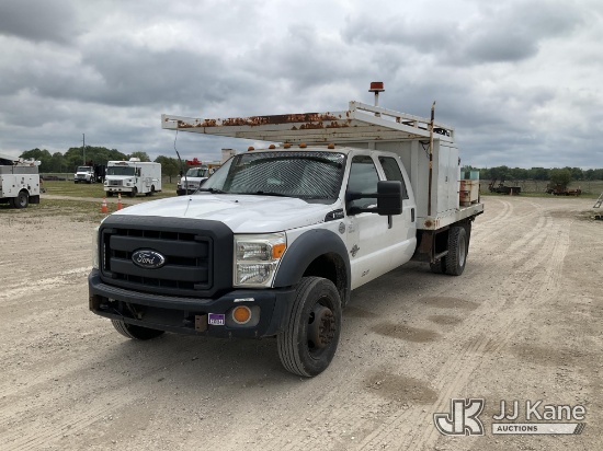 (Charlotte, MI) 2013 Ford F550 4x4 Crew-Cab Flatbed/Service Truck Runs & Moves) (Brakes Grinding