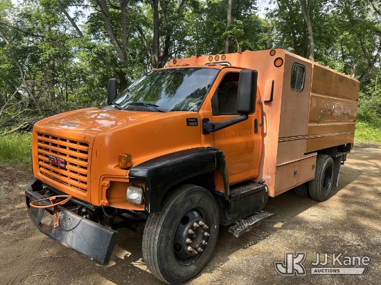 (Hagerstown, MD) 2005 GMC C6500 Chipper Dump Truck Runs & Moves, PTO Not Operating, Conditions Unkno