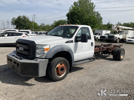 (Plymouth Meeting, PA) 2011 Ford F550 Cab & Chassis Runs & Moves, Body & Rust Damage