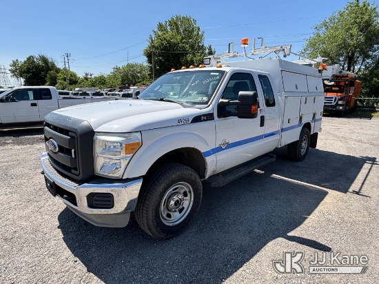 (Plymouth Meeting, PA) 2013 Ford F350 4x4 Extended-Cab Enclosed Service Truck Runs & Moves