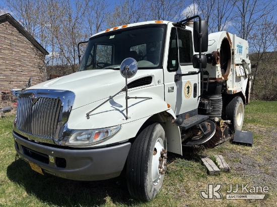 (Norwich, NY) Tymco 600, Street Sweeper mounted on 2007 International 4200 Carrier Not Running, Cond