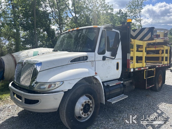 (Hagerstown, MD) 2006 International 4300 Flatbed/Attenuator Truck Not Running, No Power, Condition U