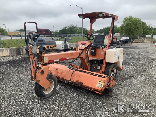 (Plymouth Meeting, PA) 2010 Laymore Broom 8HC 3-Wheeled Sweeper Runs