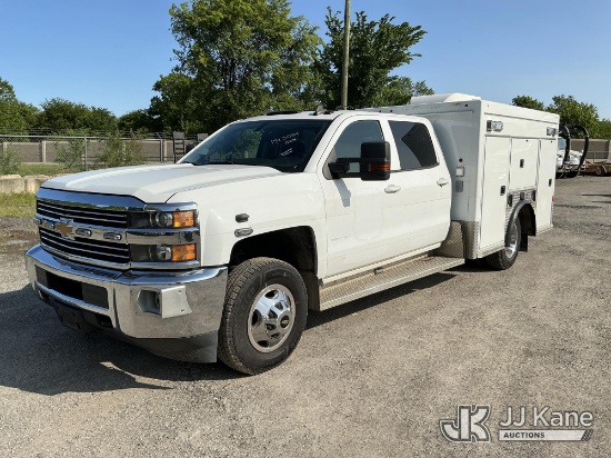 (Plymouth Meeting, PA) 2016 Chevrolet Silverado 3500 4x4 Crew Cab Emergency Response Truck Jump To S
