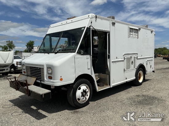 (Plymouth Meeting, PA) 2015 Freightliner MT55 Step Van Runs & Moves, Body Damage