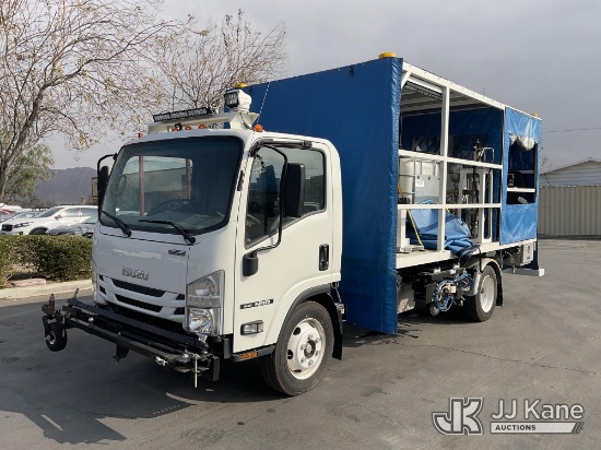 (Jurupa Valley, CA) 2022 Isuzu Trucks NRR Line Painting Truck Runs & Moves