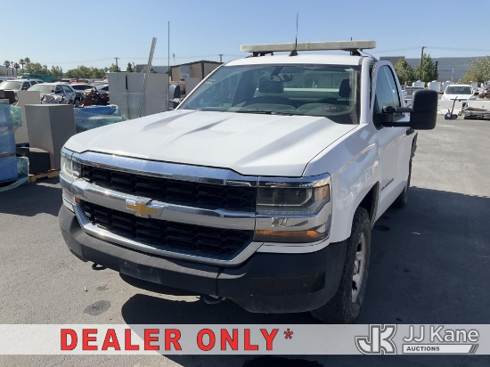 (Jurupa Valley, CA) 2018 Chevrolet Silverado 1500 4x4 Pickup Truck Runs & Moves