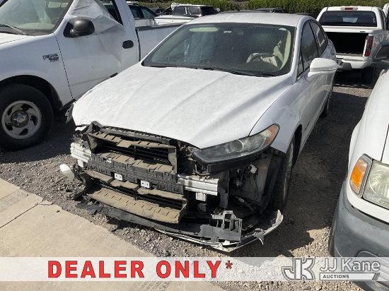 (Jurupa Valley, CA) 2014 Ford Fusion Hybrid 4-Door Sedan Runs, Does Not Move) (Interior Stripped Of 