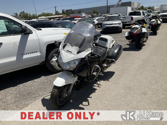(Jurupa Valley, CA) 2005 Honda ST1300P Motorcycle Runs & Moves - Per Consigner) (Abs Light Is On