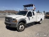 (Jurupa Valley, CA) 2005 Ford F-450 SD Extended-Cab Service Truck Runs & Moves
