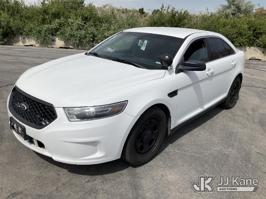 (Salt Lake City, UT) 2015 Ford Taurus AWD 4-Door Sedan Runs & Moves