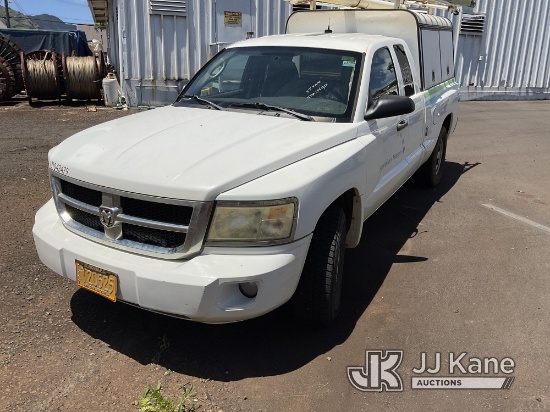 (Lihue, HI) 2010 Ram Dakota 4x4 Extended-Cab Pickup Truck Not Running, Condition Unknown) (Seller St