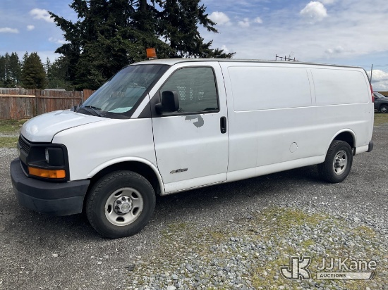 (Tacoma, WA) 2006 Chevrolet Express G3500 Cargo Van Runs & Moves) (Paint Damage