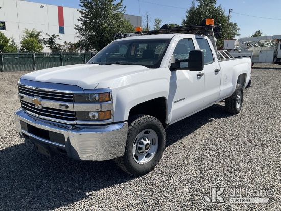 (Portland, OR) 2015 Chevrolet Silverado 2500HD 4x4 Extended-Cab Pickup Truck Runs & Moves