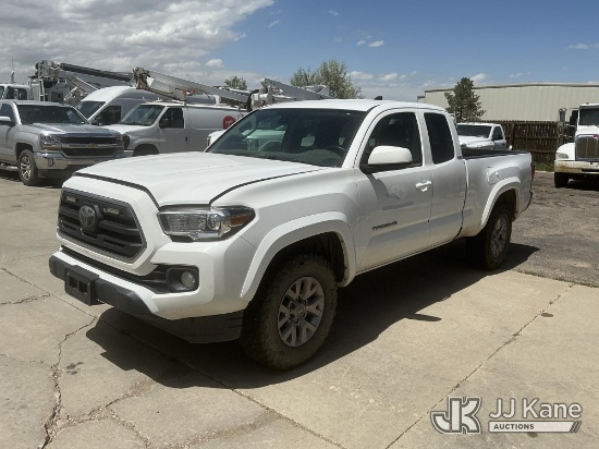 (Aurora, CO) 2018 Toyota Tacoma 4x4 Extended-Cab Pickup Truck Runs & Moves (Jump to Start)