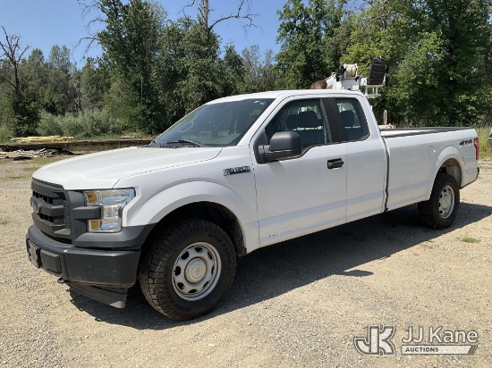 (Anderson, CA) 2017 Ford F150 Extended-Cab Pickup Truck Runs & Moves