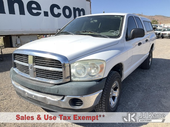 (Sparks, NV) 2008 RAM 1500 4x4 Crew-Cab Pickup Truck Runs & Moves) (Interior/Exterior Mounting Holes