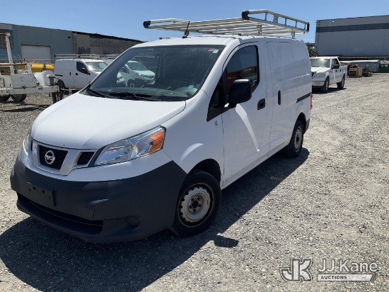 (Portland, OR) 2017 Nissan NV200 Passenger Van Runs & Moves