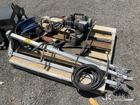 (Salt Lake City, UT) Pallet w/ Misc. NOTE: This unit is being sold AS IS/WHERE IS via Timed Auction 