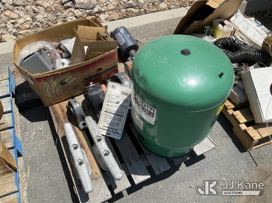 (Salt Lake City, UT) Pallet w/ Misc. NOTE: This unit is being sold AS IS/WHERE IS via Timed Auction 