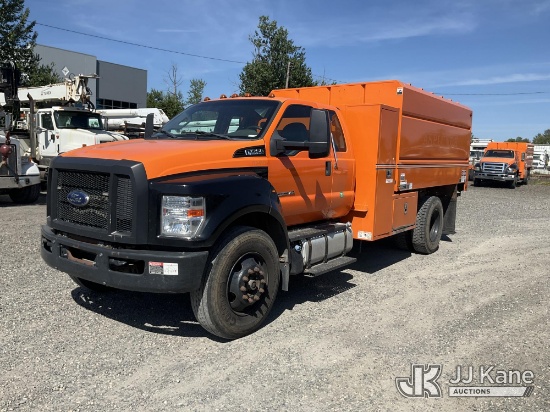 (Portland, OR) 2018 Ford F750 Chipper Dump Truck Runs & Moves) (Dump Body Does Not Operate