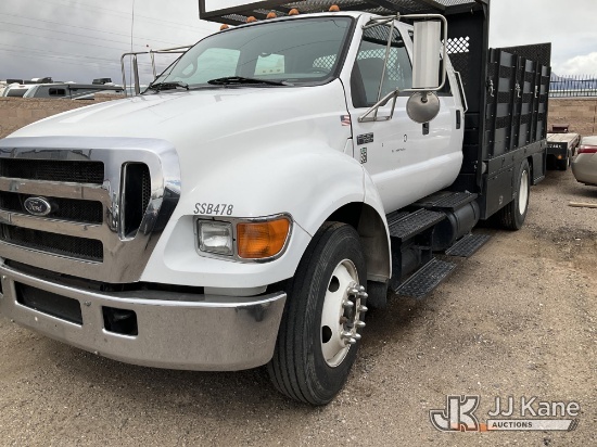 (Albuquerque, NM) 2006 Ford F650 Crew-Cab Stake Truck Runs & Moves